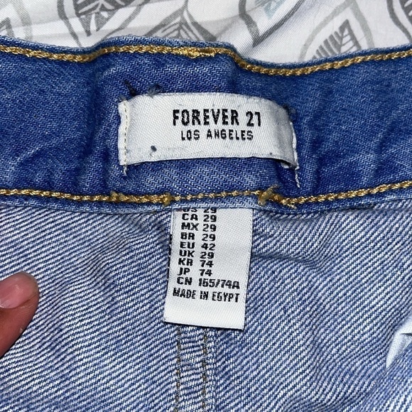 Forever 21 Blue Denim Button Fly Shorts Women’s Size 29 Raw Hem distressing - Picture 5 of 5